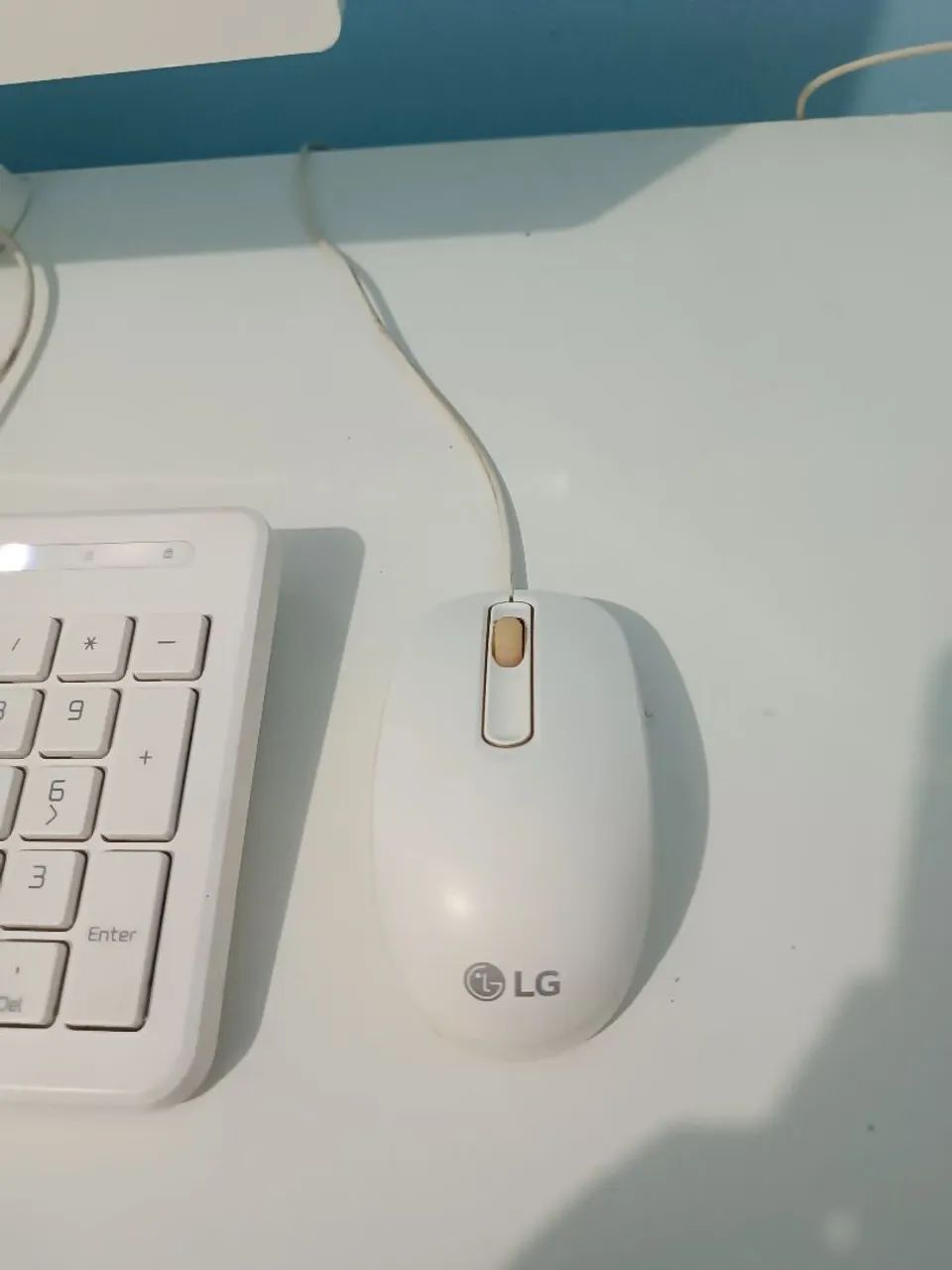 Computador LG All in One branco64842043578753123