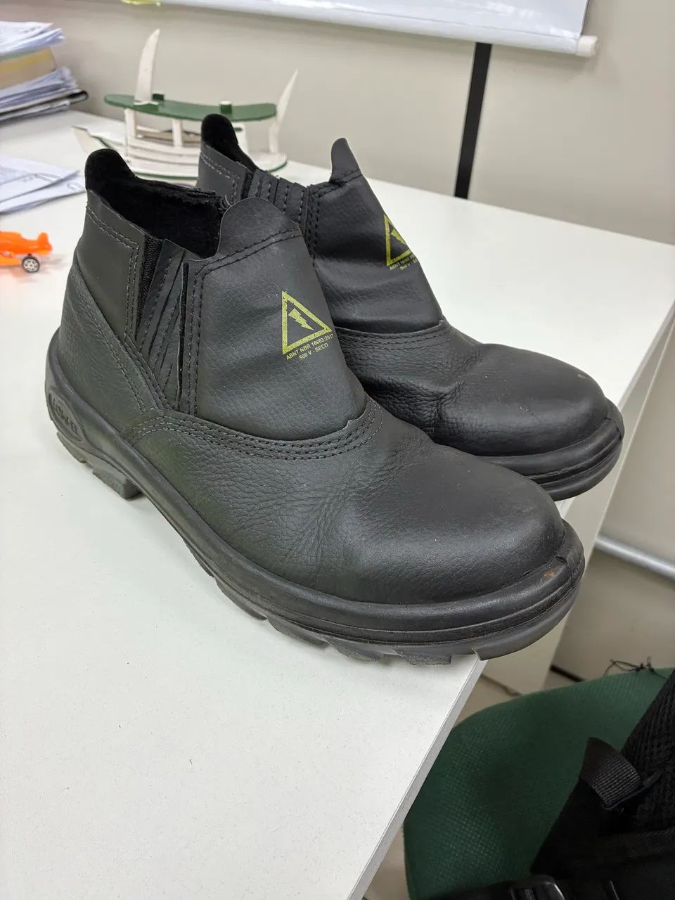 Bota de trabalho N° 43