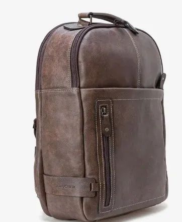 Mochila em Couro Marrom - Democrata  - Foto 3