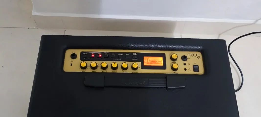 Cubo amplificador Marshall CODE 50 - Foto 4