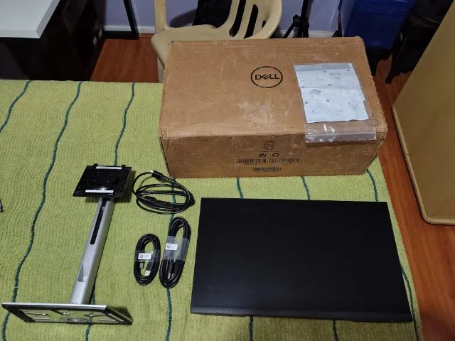 Monitor Dell P2222H - Sujeira dentro da tela