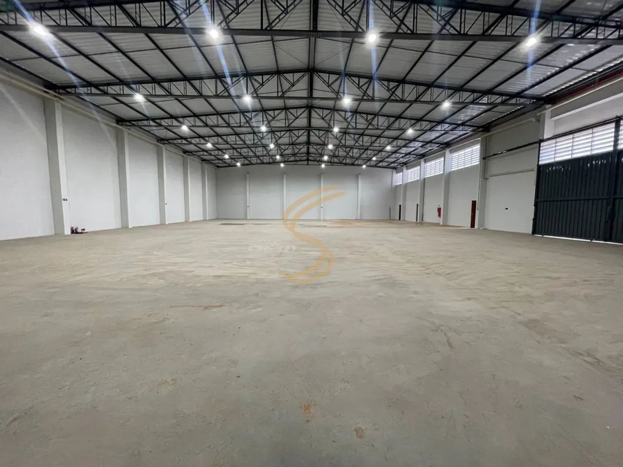GALPÃO PARA LOCAÇÃO - 1080 M² ÁREA CONSTRUÍDA - AVCB BOMBEIRO - Foto 3