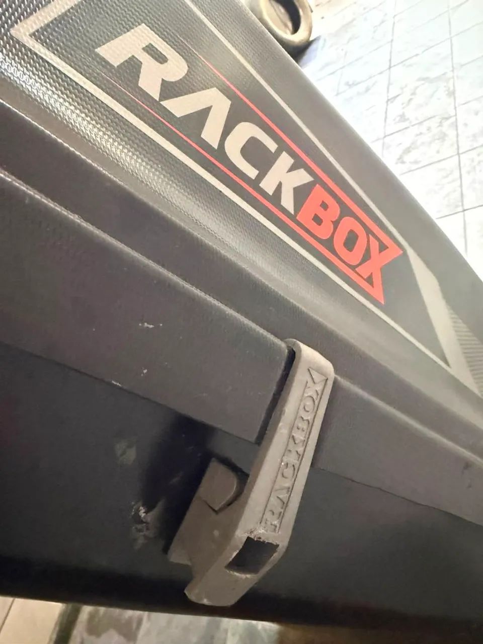 RACK BOX ZERADO USADO APENAS UMA VEZ  - Foto 2