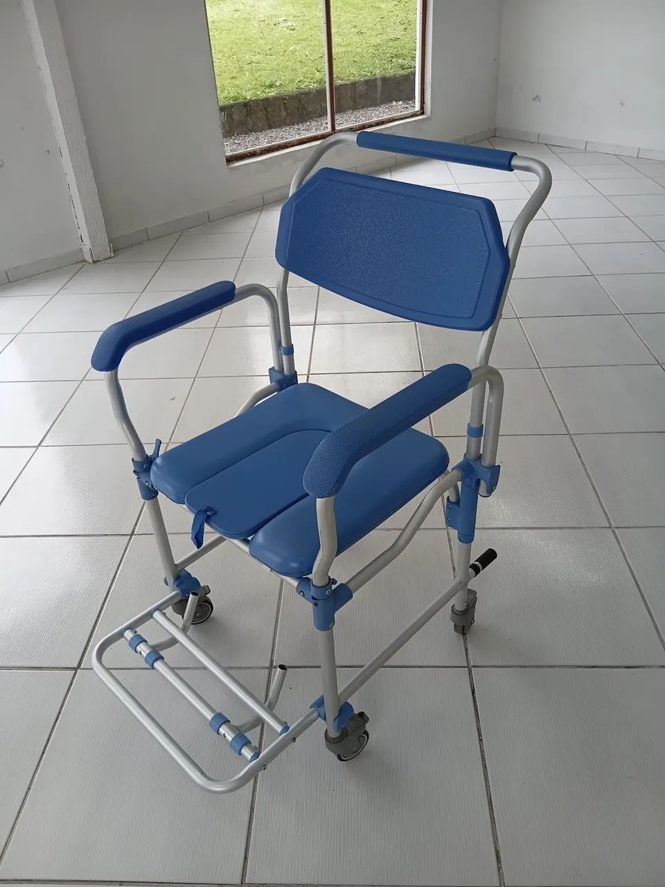 Cadeira de banho para idosos  - Foto 3