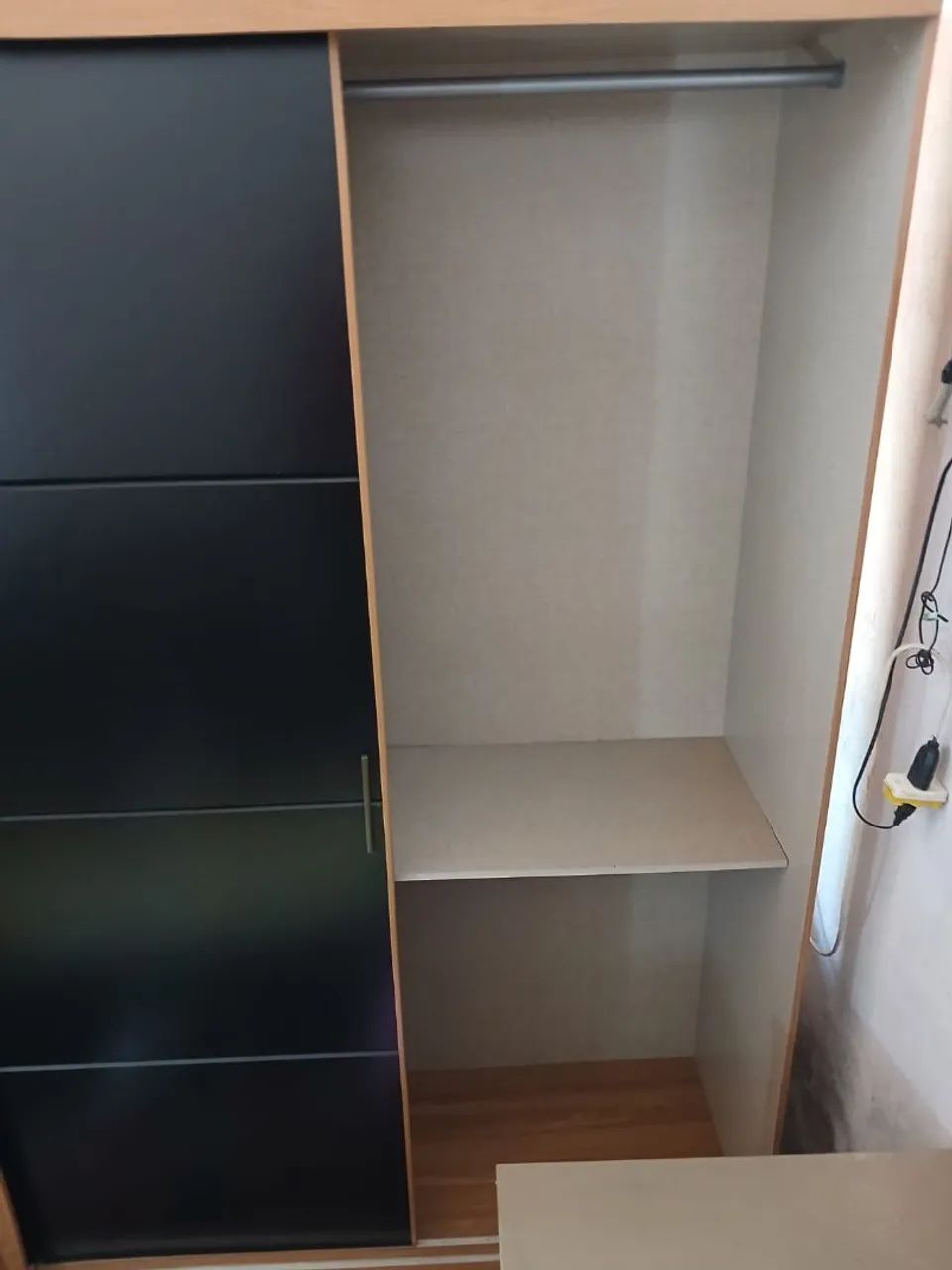 Guarda roupa leia o anúncio  - Foto 3