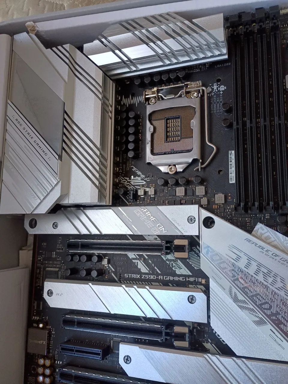 Strix z590 a ddr4 - Foto 2
