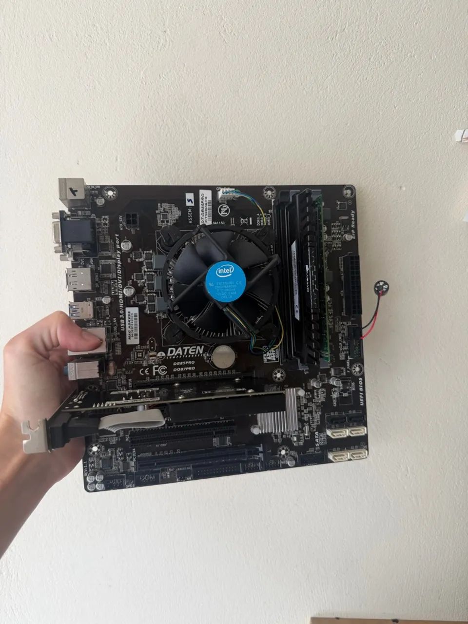 Kit Intel i3 com placa de vídeo