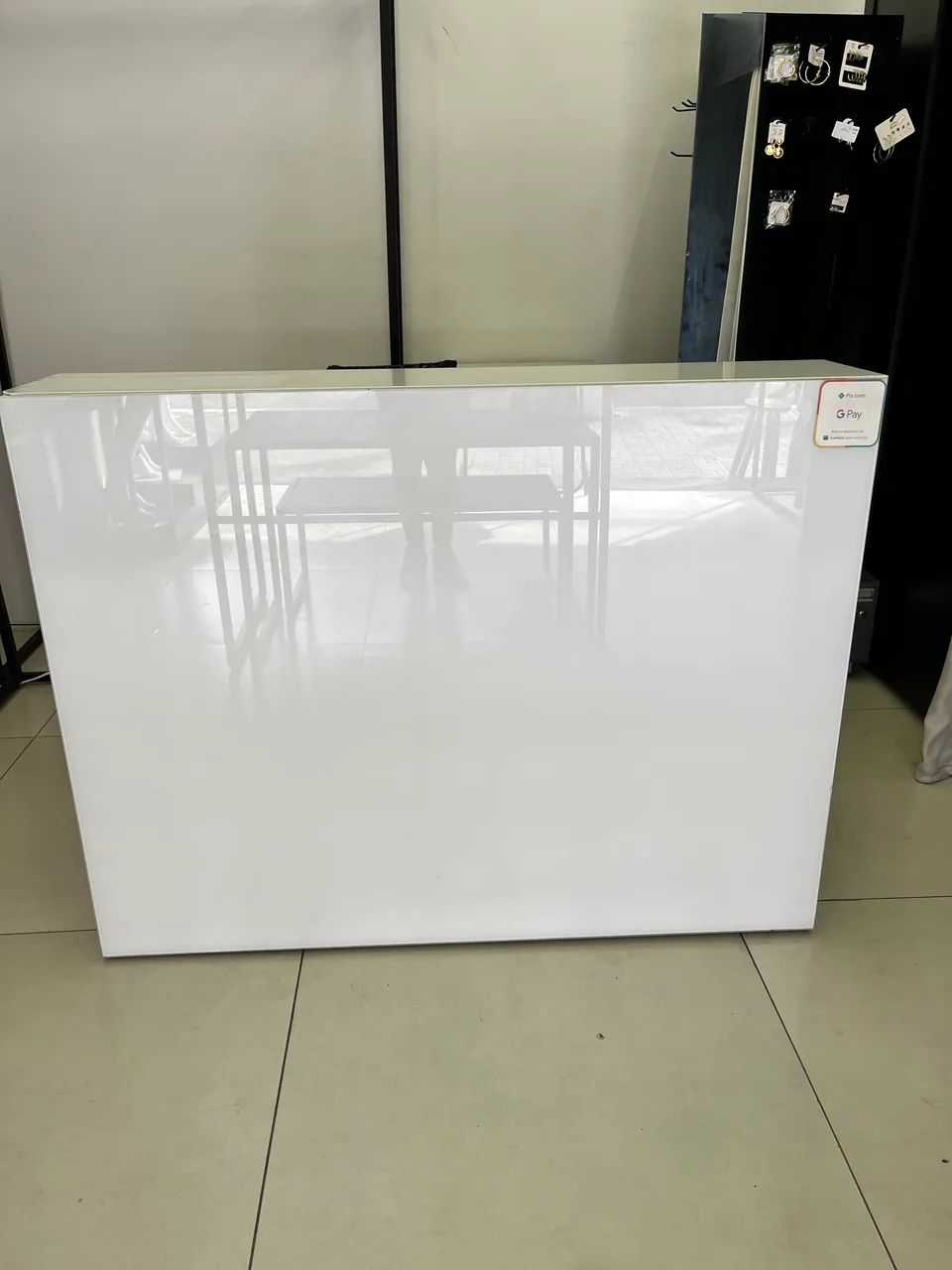 Balcão de Loja Branco Moderno com Vidro, Gavetas e Portas de Correr - Excelente Estado - Foto 3