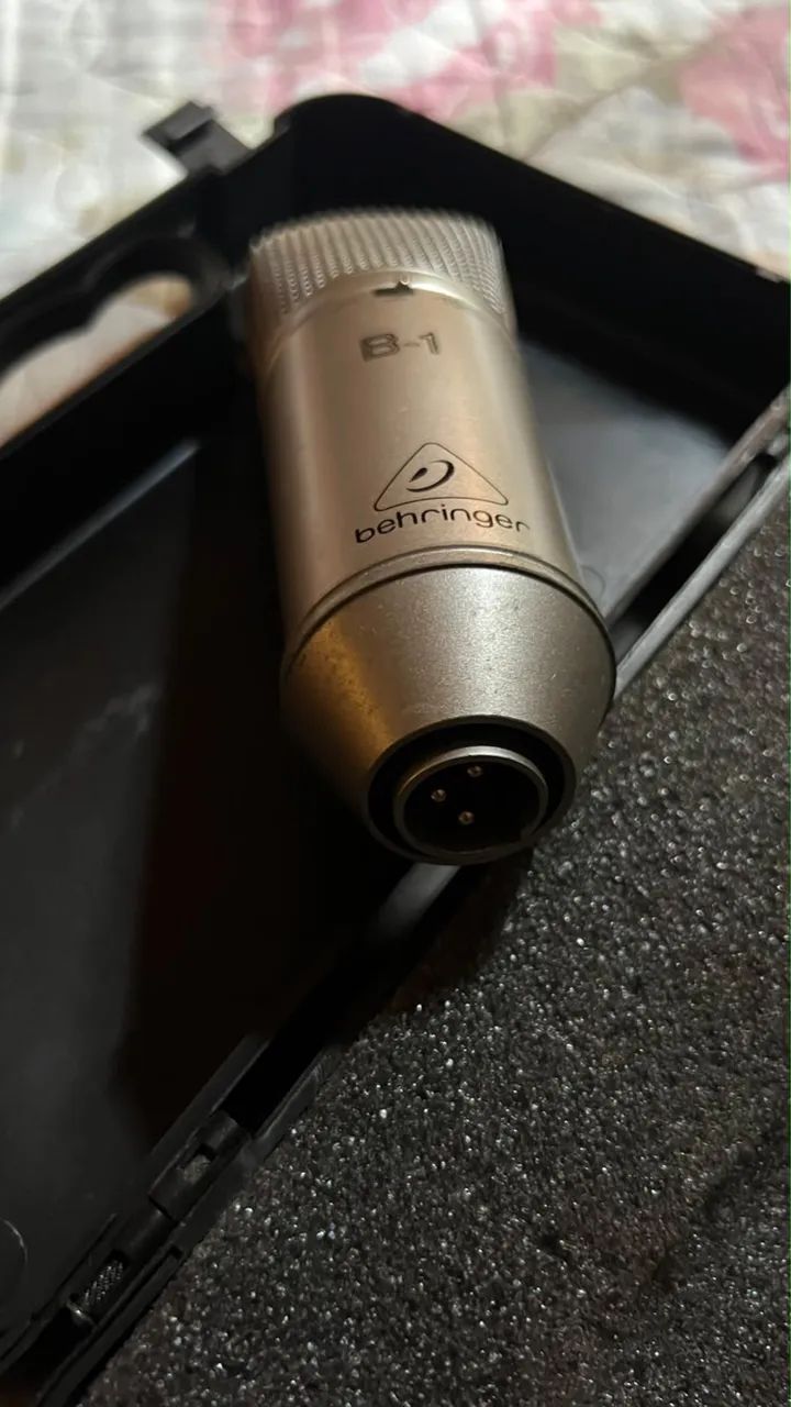 Microfone Behringer B1