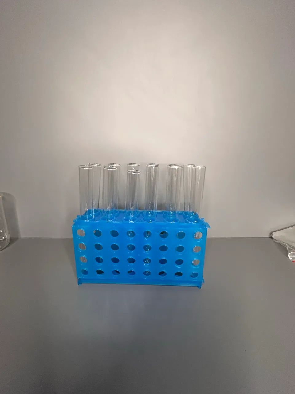 Tubo de ensaio com 17 unidades.  - Foto 2