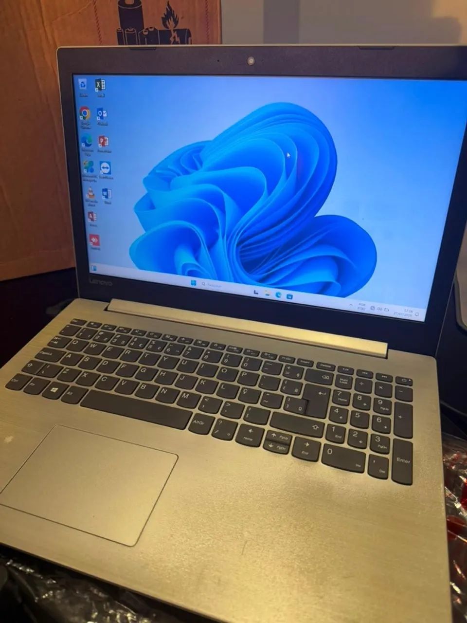 Notebook Lenovo Ideapad 330 - Foto 2