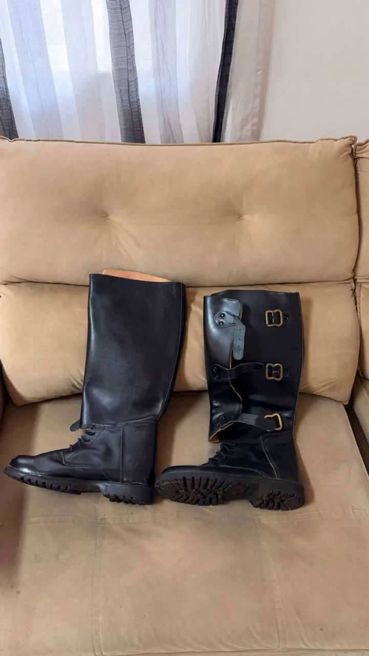 Vendo Bota De Couro 3 Fivelas  - Foto 5