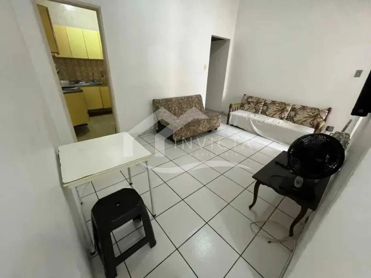 EXCELENTE QUARTO E SALA COM DEPEDENCIA COMPLETA NO POSTO 4!!!!! - Foto 3
