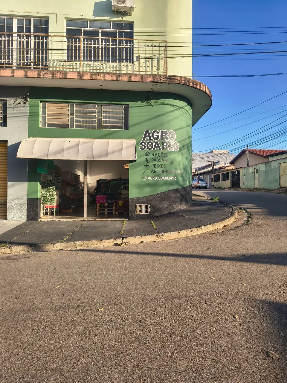Agropecuária montada em funcionamento 