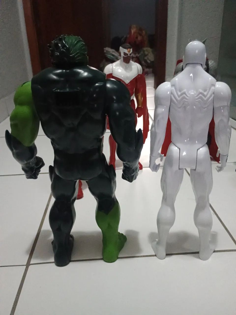 Hulk Venon e Anti Venon Marvel 30 cm - Foto 4