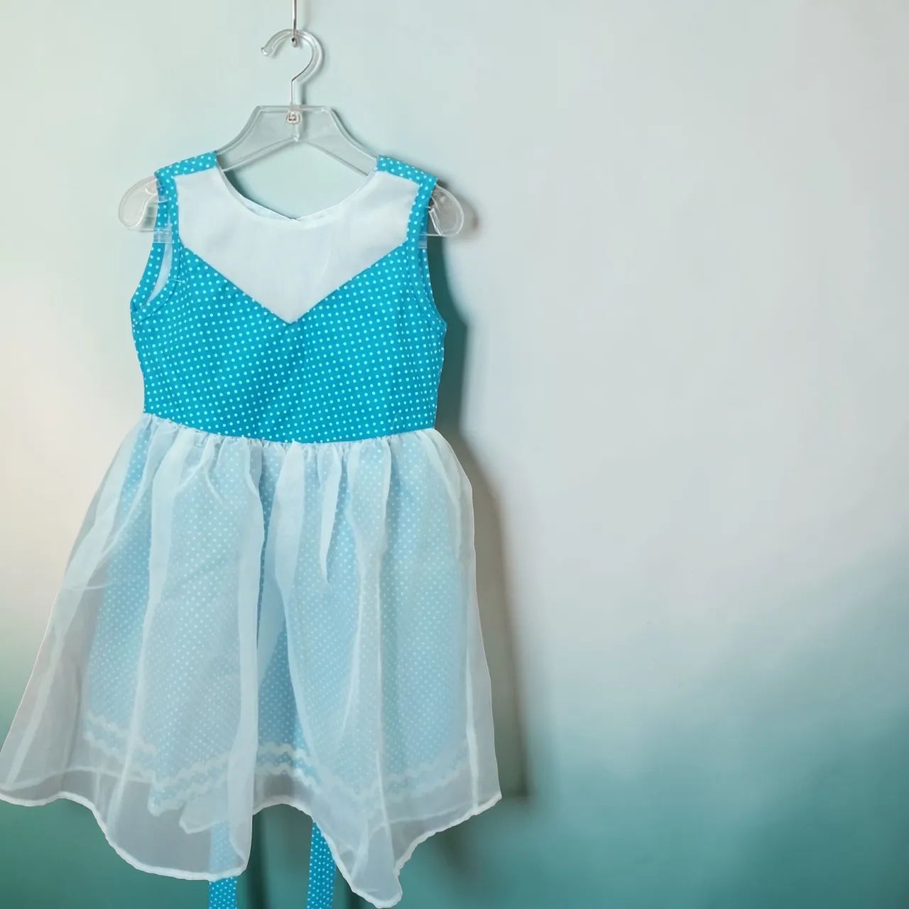 Vendo vestidos infantis com tecido de qualidade  - Foto 5