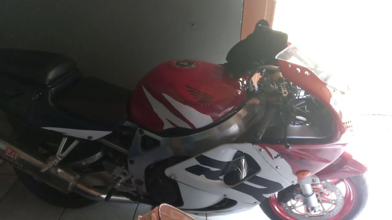 Cbr 900rr  - Foto 4