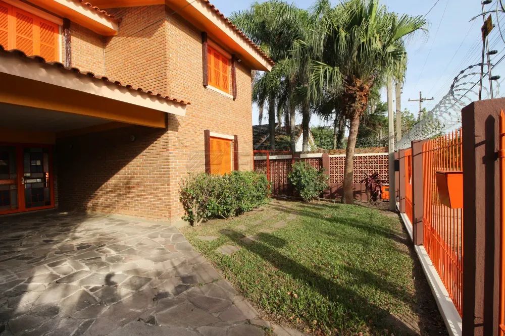 Lindo Sobrado com Piscina no Laranjal - Foto 3