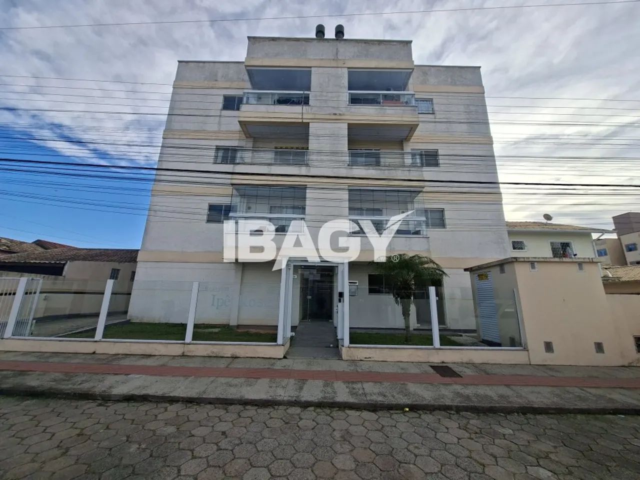 Excelente Apartamento 2 dormitório(s) em Forquilhas - São José