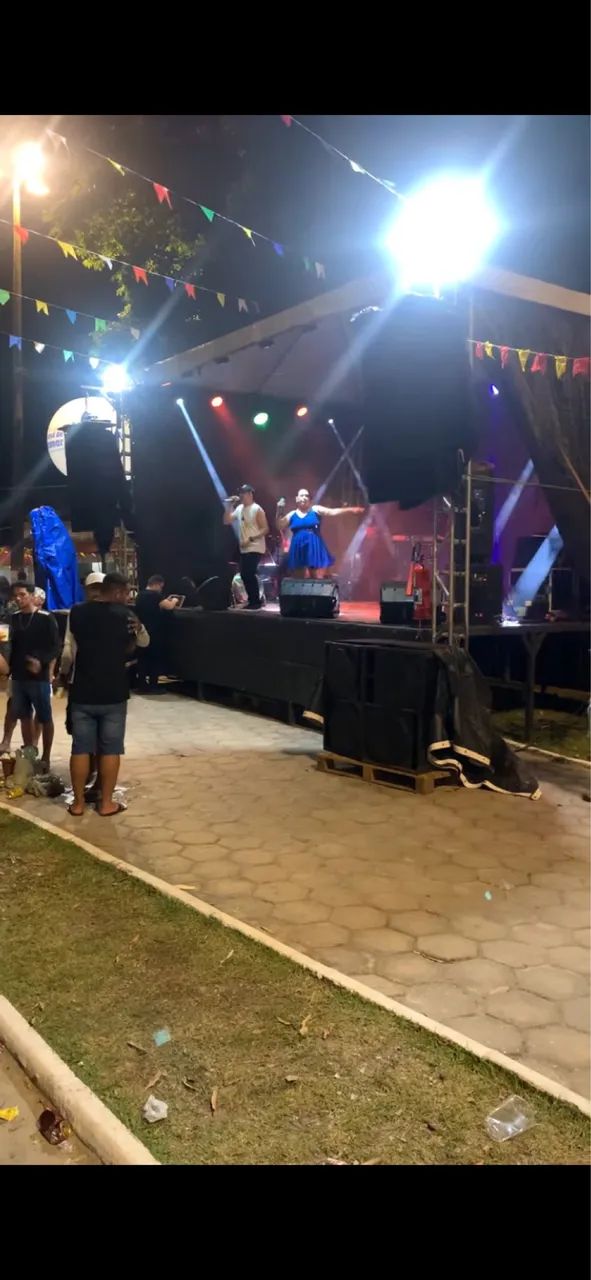 Sonorização completa com som, palco, luz, tenda 