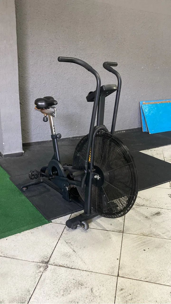 VENDO MATERIAL DE CROSSFIT E BARRAS OLÍMPICAS E RACK GRANDE - Foto 2