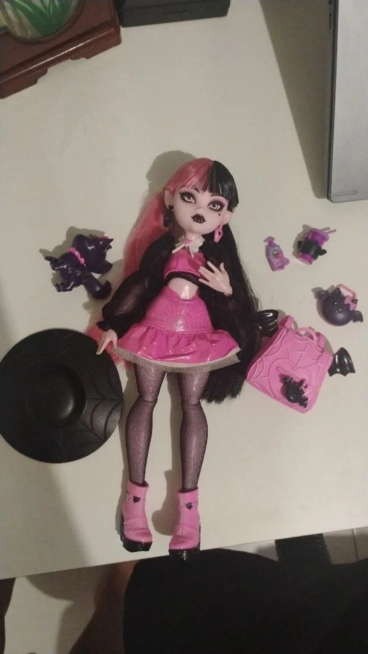 Draculaura g3 core refresh 