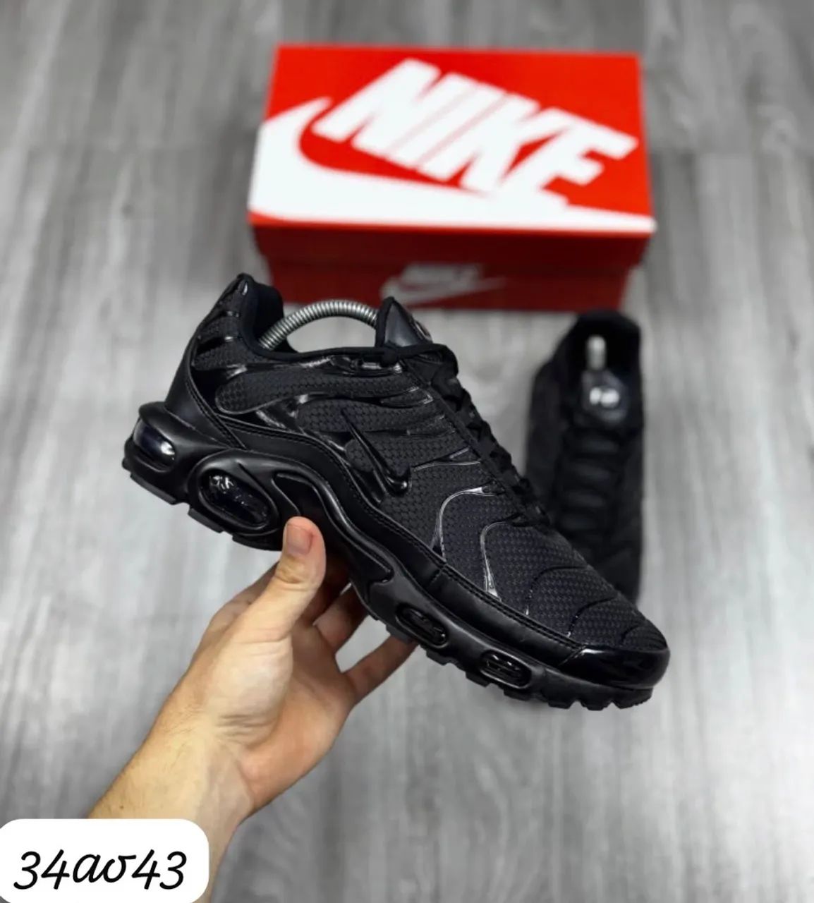 Tênis Nike TN
