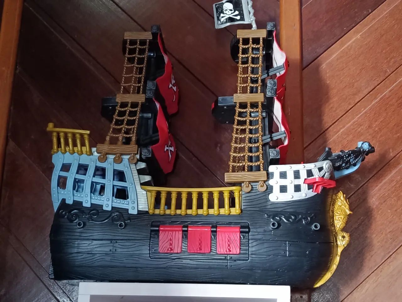 Barco de brinquedo 