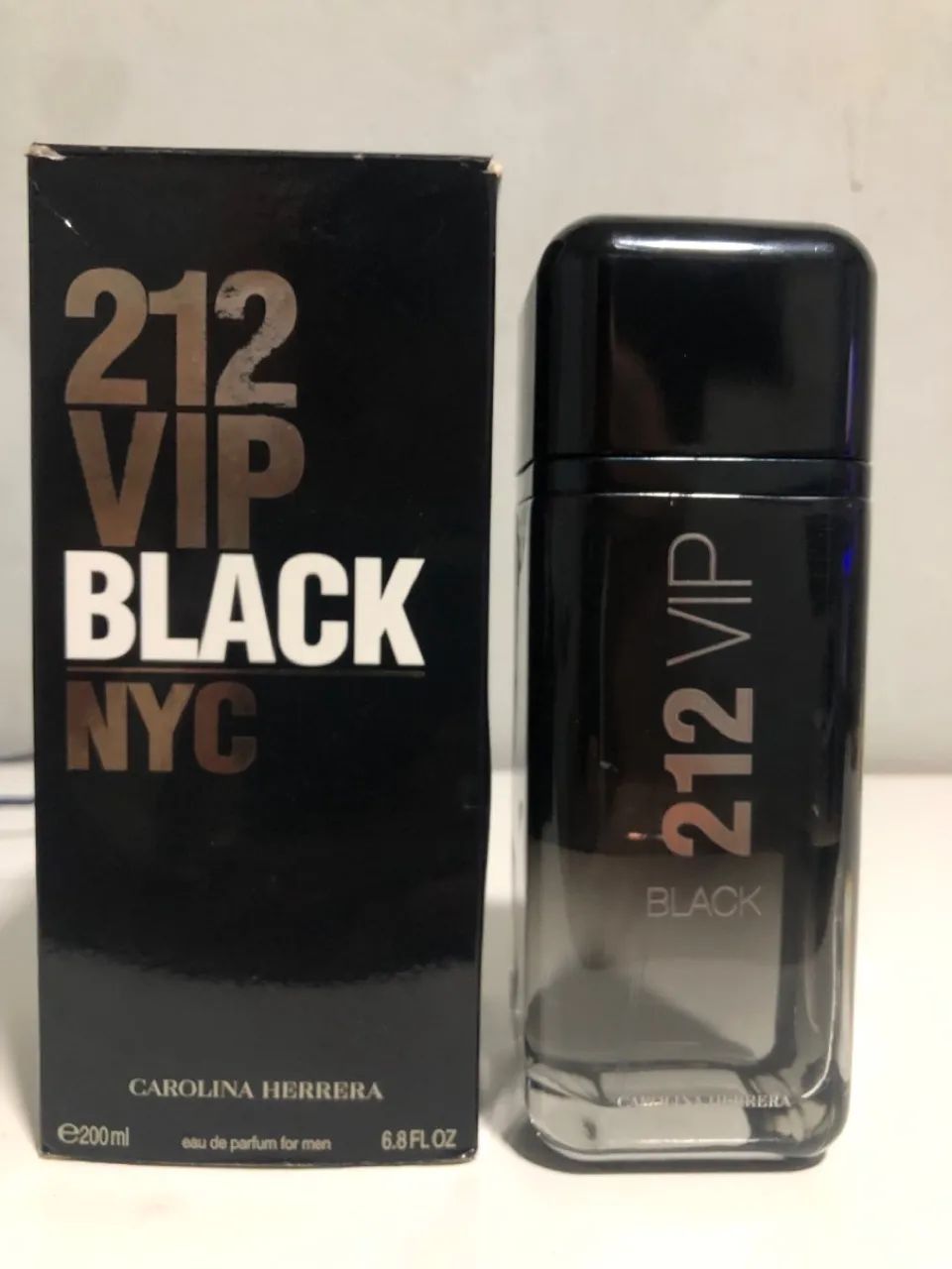 Carolina Herrera 212 VIP Black 200ml