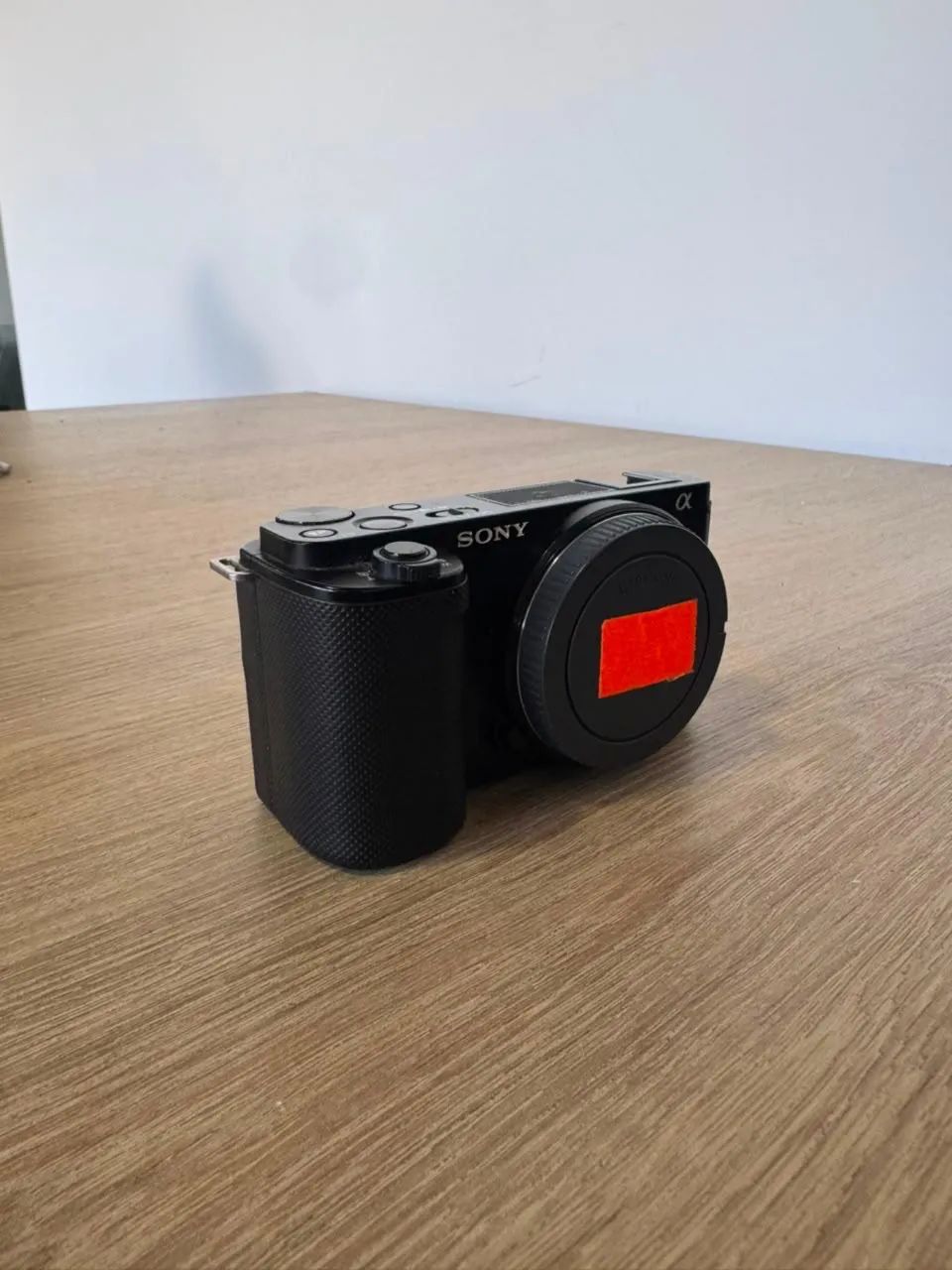 Sony ZVE-10