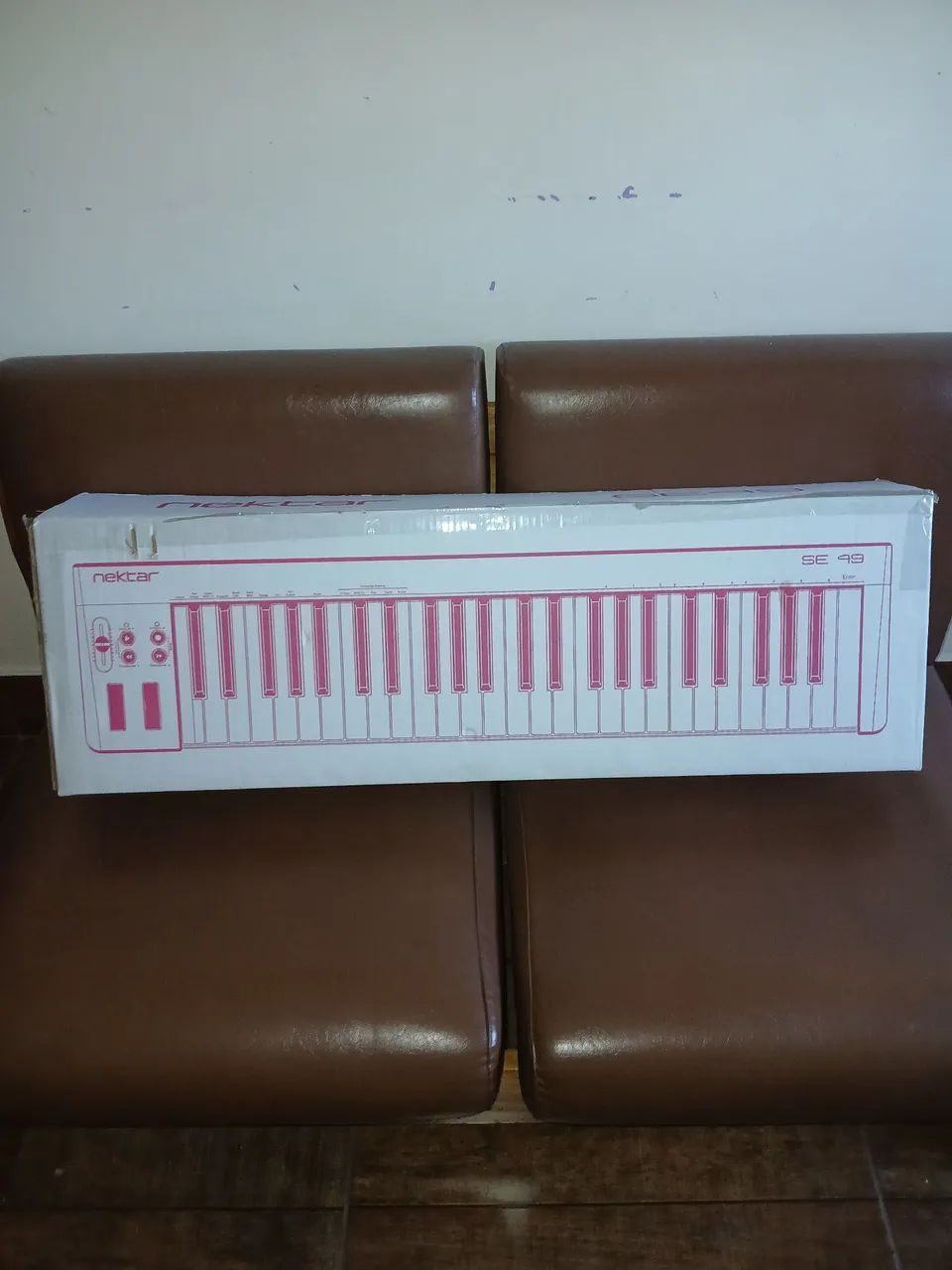 Teclado Controlador MIDI Nektar SE49 - Instrumentos musicais