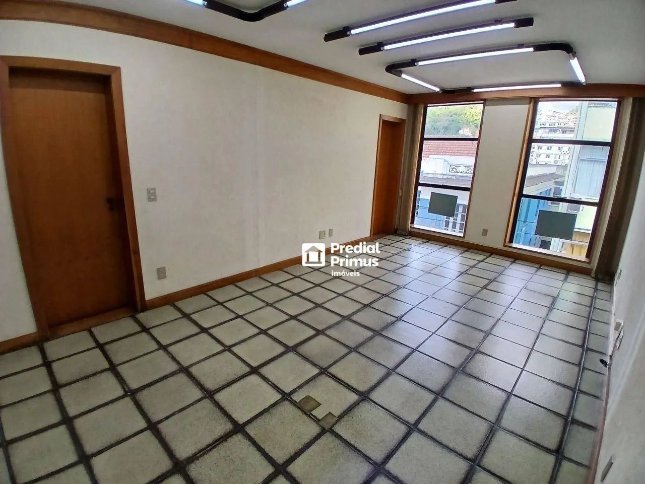 Sala para alugar, 40 m² - Centro - Nova Friburgo/RJ - Foto 3