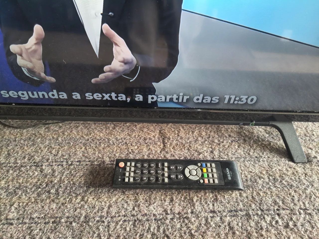 Barbada vendo TV dê led Toshiba 40 polegadas não é smart  - Foto 2