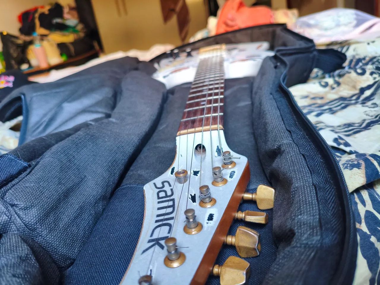 Guitarra Samick Stratocaster HSS Custom Relic + Bag Acolchoada - Foto 4