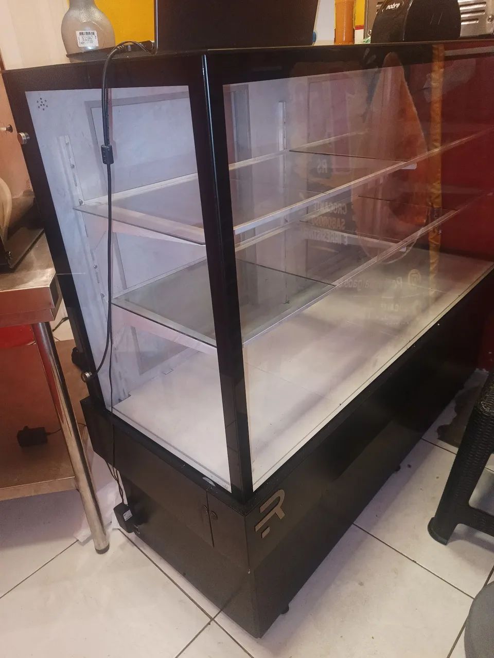 Vendo expositor neutro. 