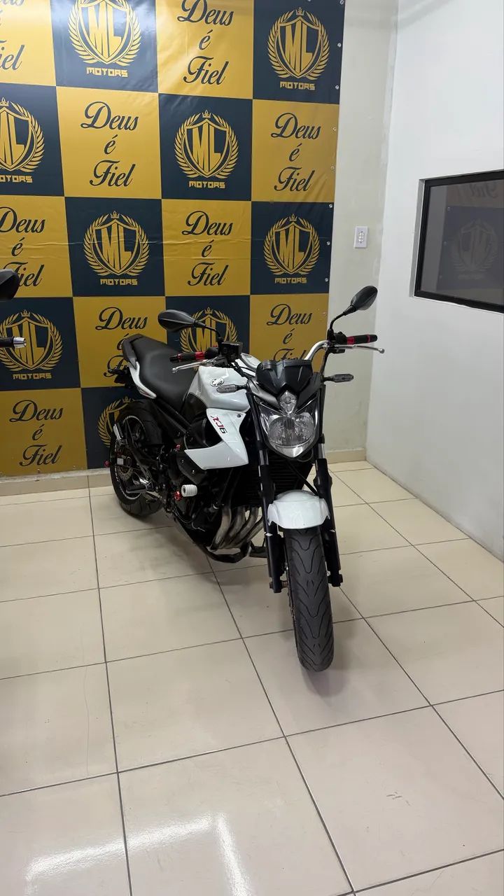 VENDE-SE XJ6 2012