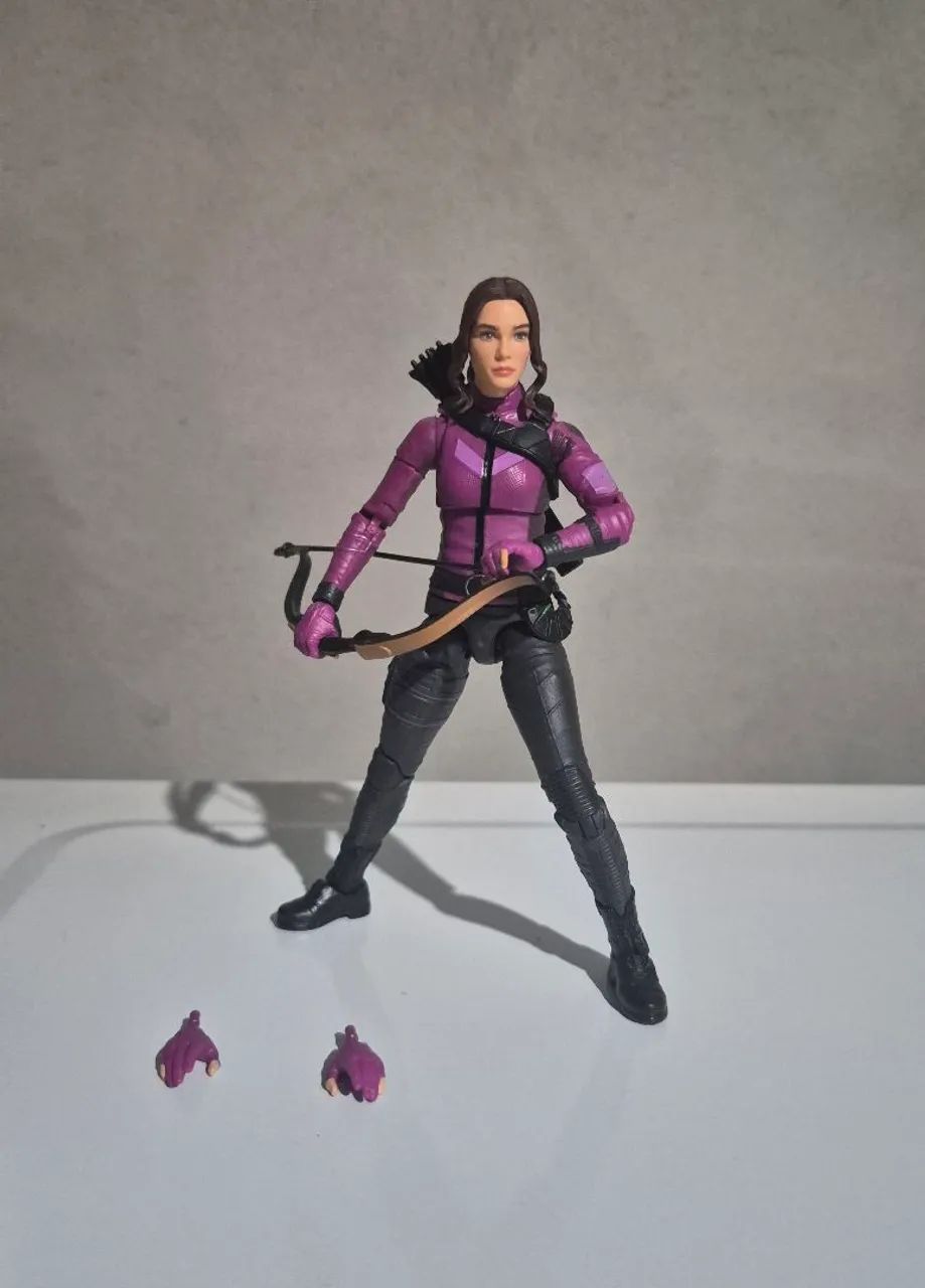 Kate Bishop marvel legends