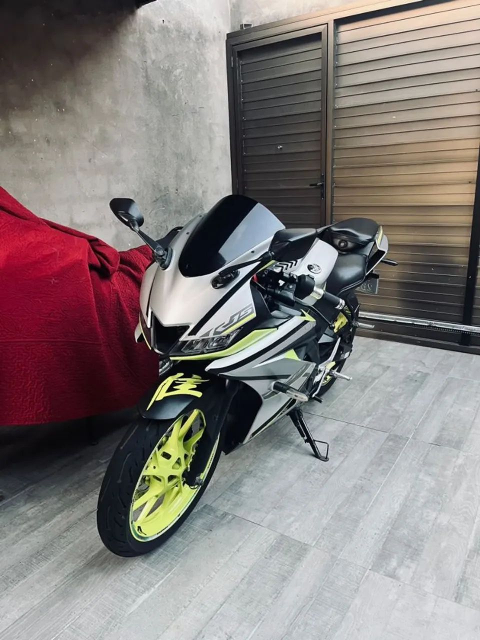 Vendo R15 - Foto 4