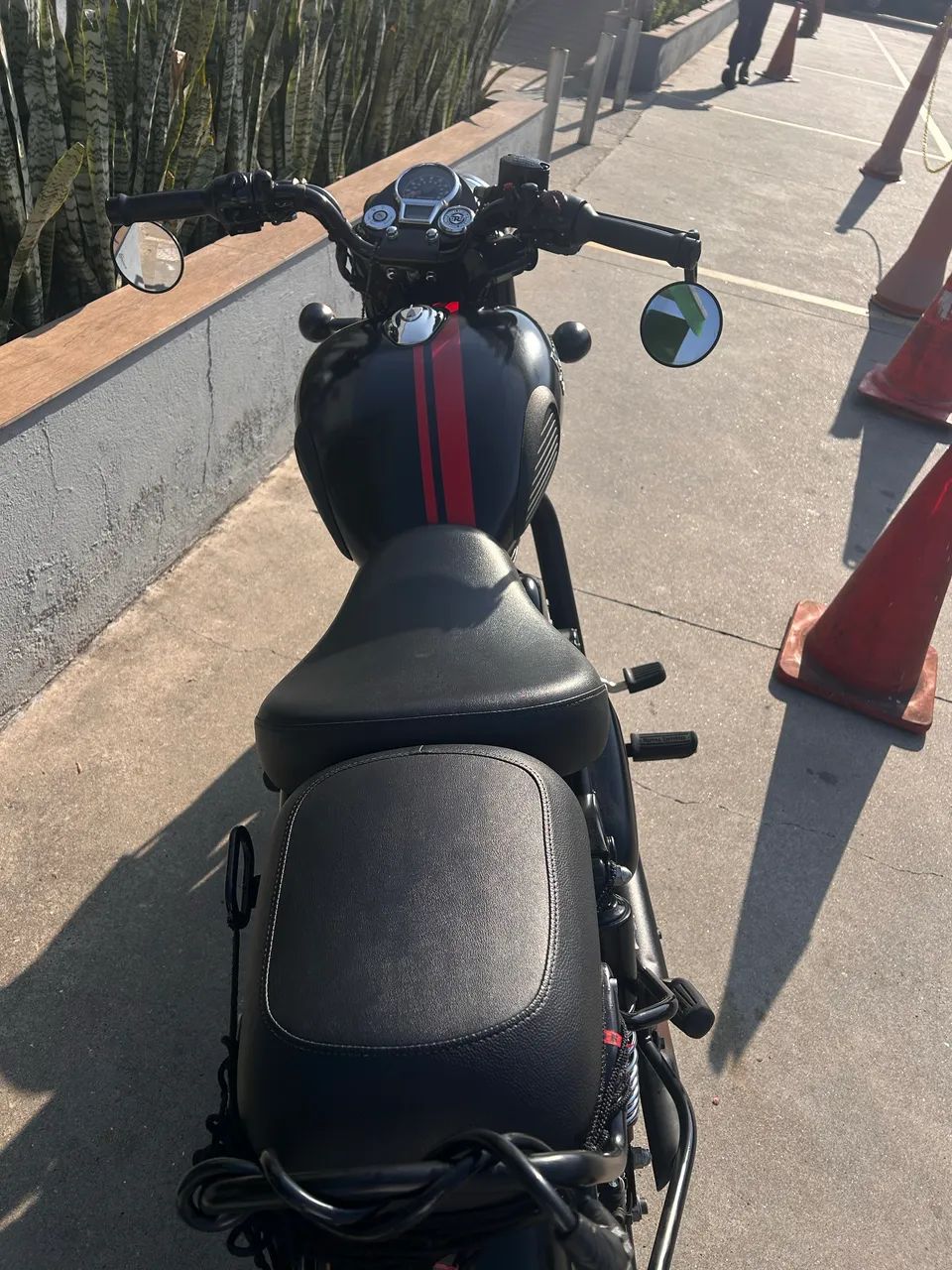 Classic Dark 350 Abs  - Foto 4