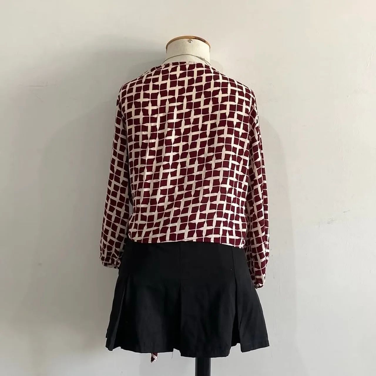 Blusa Transpassada com argola - Foto 5