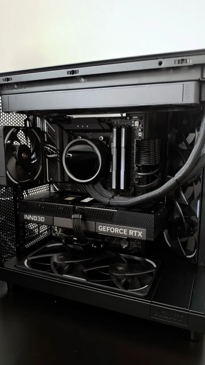 Pc gamer e workstation R9 9950X3D e RTX 5080 oc