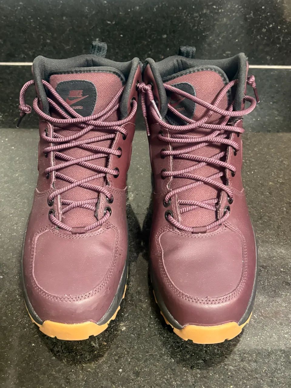 Vendo nike manoa 41