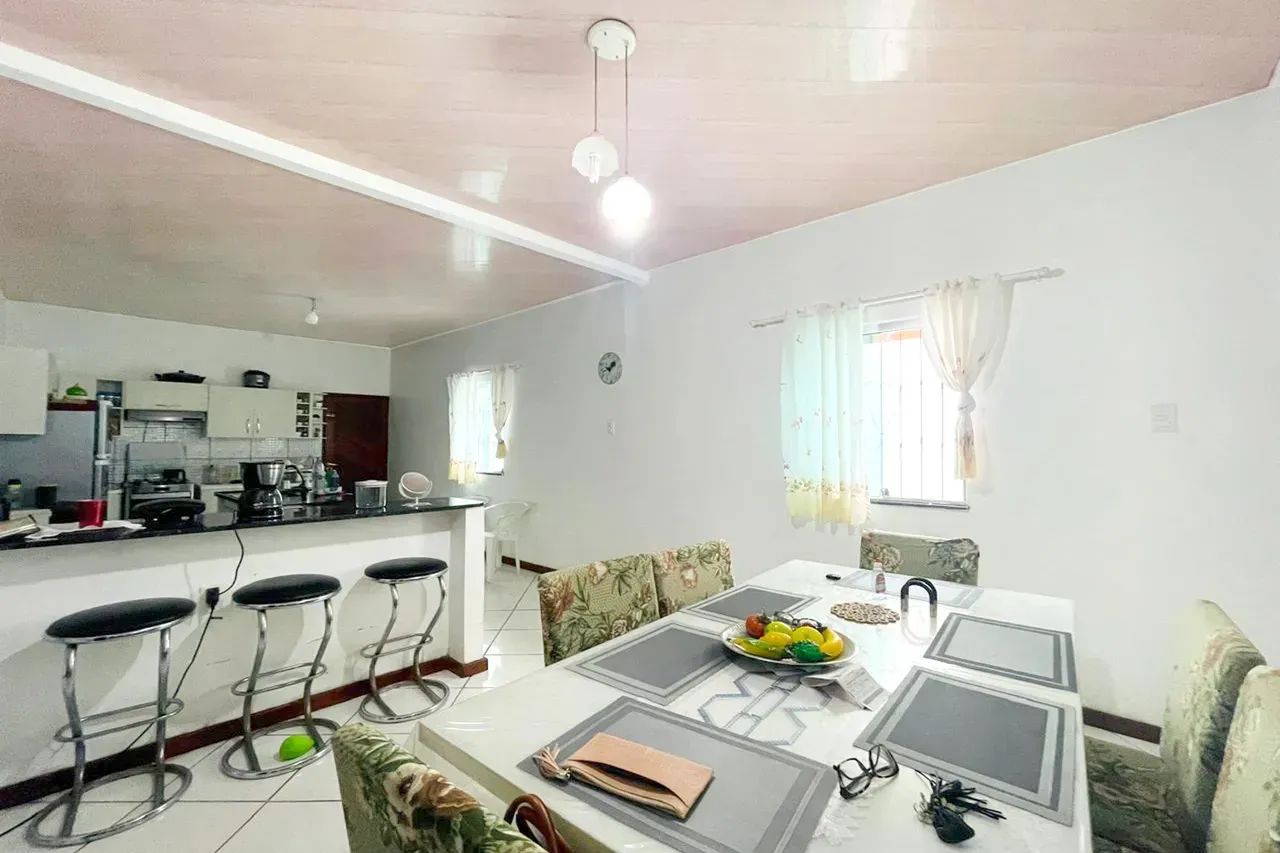CASA À VENDA NO COROADO | 2 QUARTOS | 112M² | R$ 399 MIL