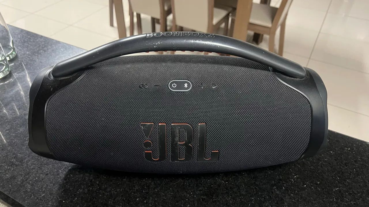 Bombox 3 