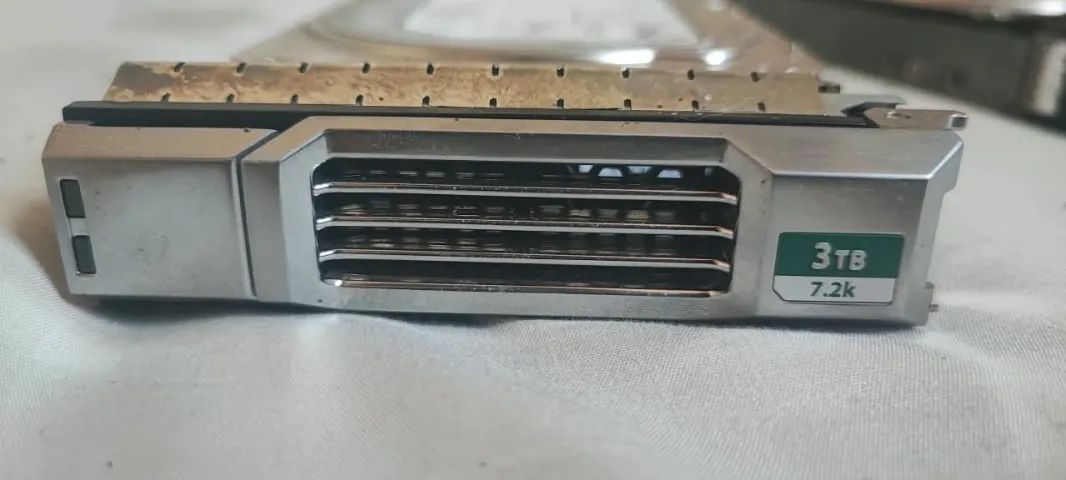 2 HDs Dell Enterprise 3tb, 4cmd9, 3.5, SAS, 7.2k, 6gbps - Foto 4