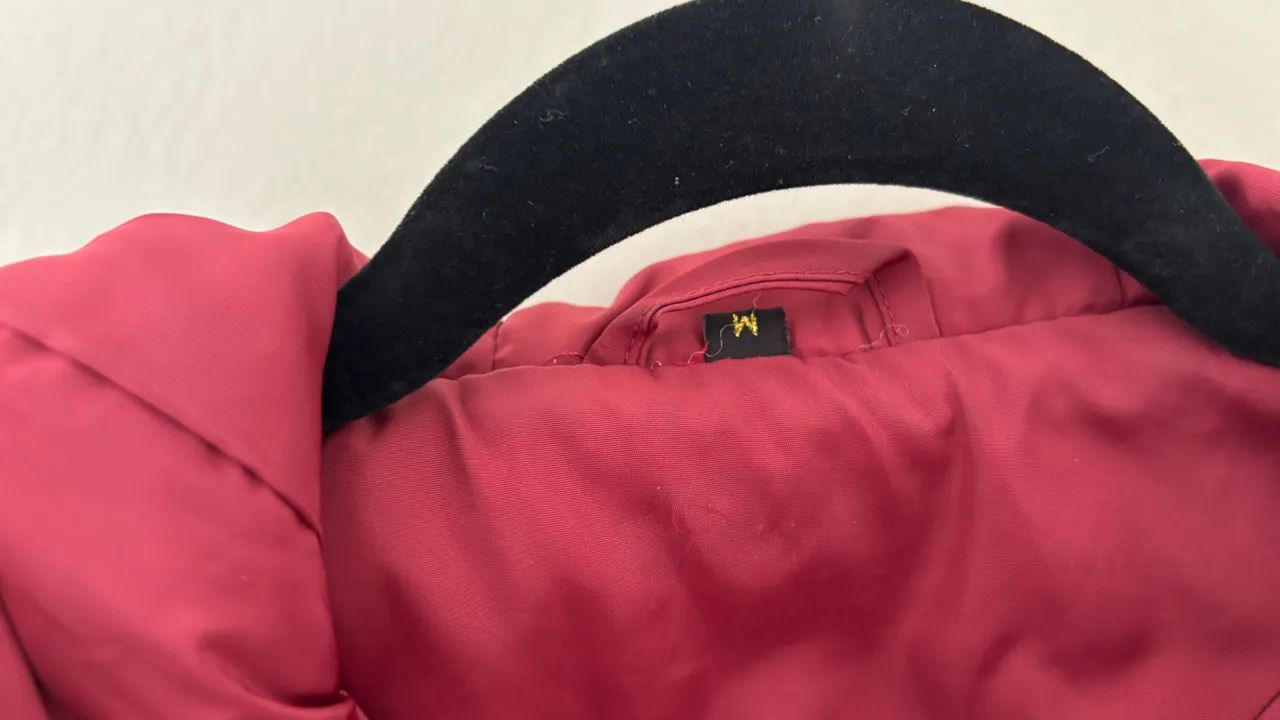 colete puffer feminino matelassê vinho - Foto 3