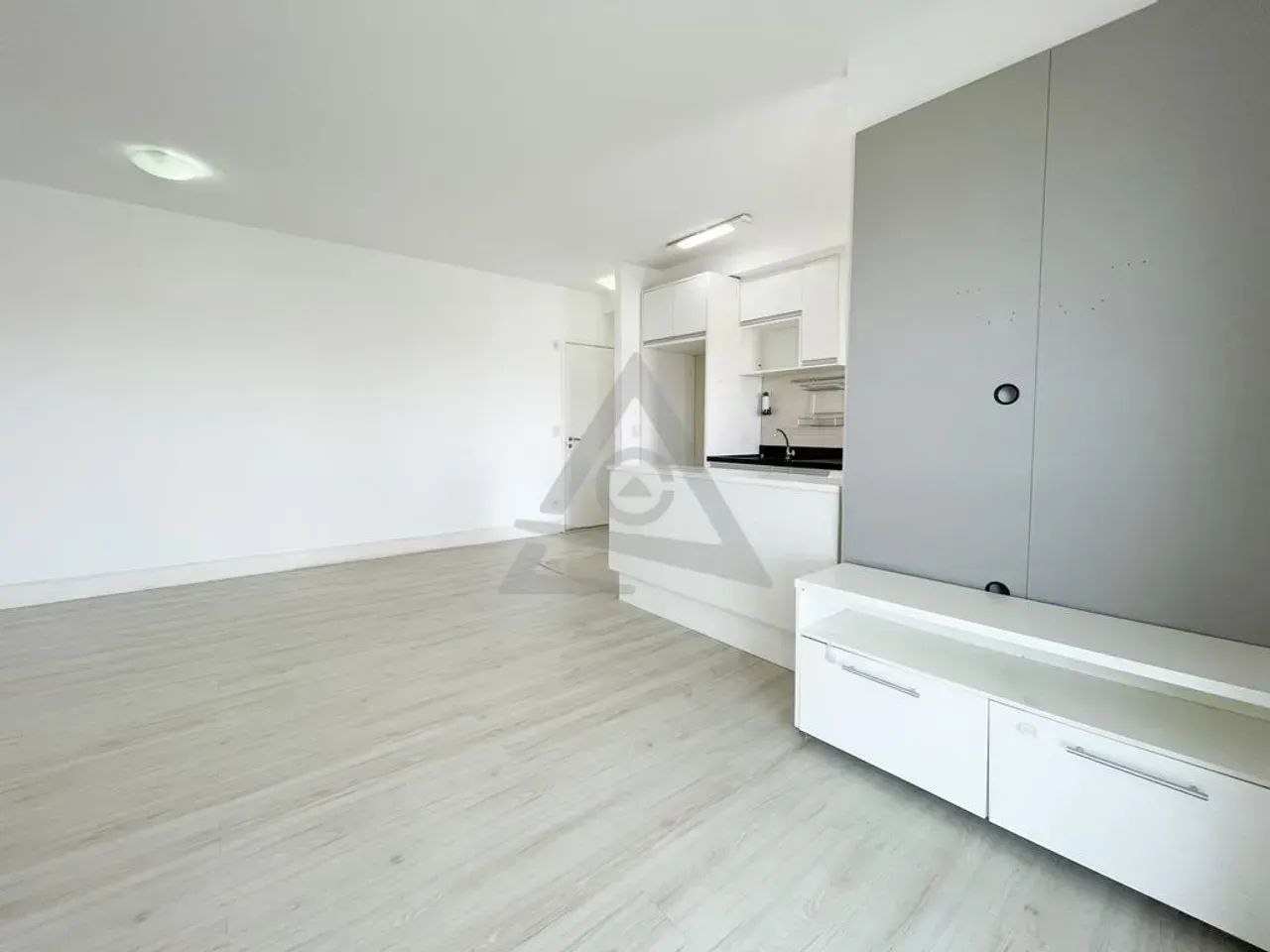 Imóvel para aluguel possui 86 metros quadrados com 3 quartos - Foto 5