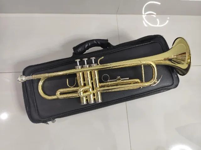 Trompete Harmonics Sib - Laqueado R$1090,00 - Aceito trocas - Parcelo 18x