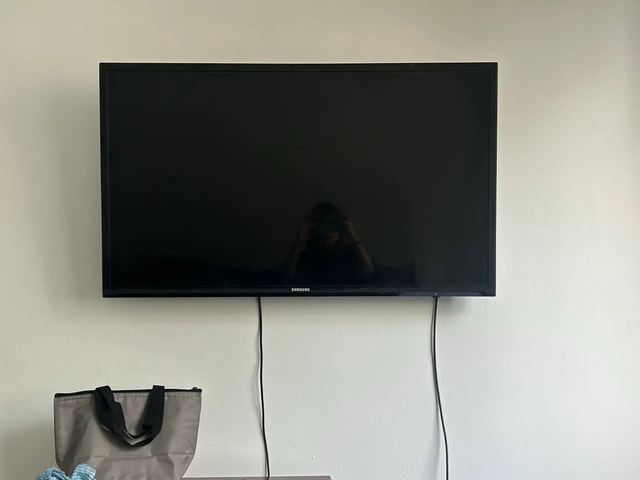 TV SAMSUNG 40 POLEGADAS (não é smart)