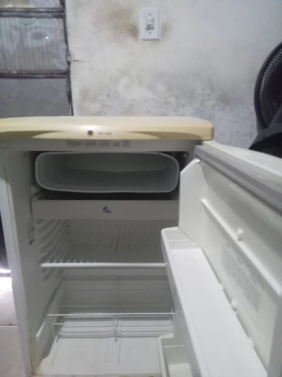 Frigobar eletrolux - Foto 3